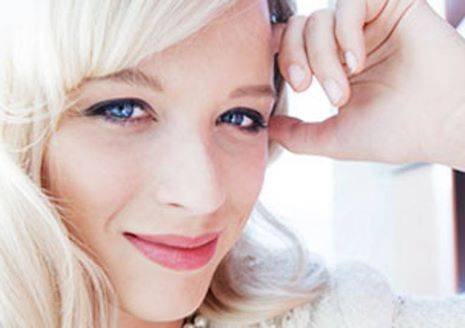 blond tip 1 blonde